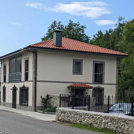 Сasa de vacaciones La Casa Del Tren Llanes