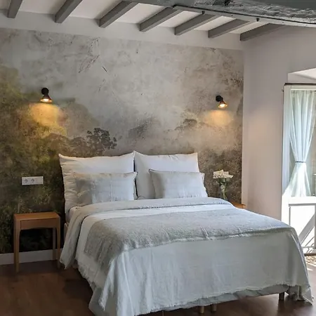 La Casa Del Tren Holiday home Llanes